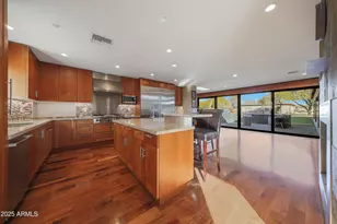 2718 E Campo Bello Dr, Phoenix, AZ 85032 - Photo 1