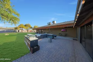 2718 E Campo Bello Dr, Phoenix, AZ 85032 - Photo 22