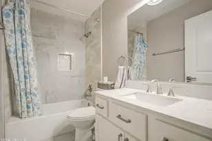 9013 W Avalon Dr, Phoenix, AZ 85037 - Photo 4
