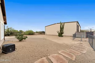 832 E Maddock Rd, Phoenix, AZ 85086 - Photo 24