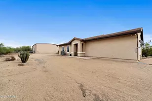 832 E Maddock Rd, Phoenix, AZ 85086 - Photo 26