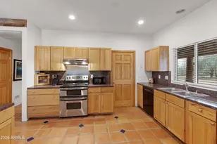 16030 E Dixileta Dr, Scottsdale, AZ 85262 - Photo 4