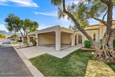 925 E Cochise Drive, Phoenix, AZ 85020 - Photo 2