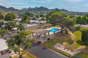 925 E Cochise Dr, Phoenix, AZ 85020 - Photo 30