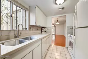 925 E Cochise Dr, Phoenix, AZ 85020 - Photo 12