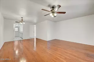 925 E Cochise Dr, Phoenix, AZ 85020 - Photo 10