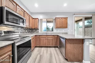 17021 W Halifax Ln, Surprise, AZ 85374 - Photo 10