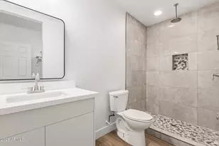 2242 E Nancy Ln, Phoenix, AZ 85042 - Photo 12