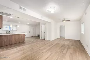 2242 E Nancy Ln, Phoenix, AZ 85042 - Photo 2