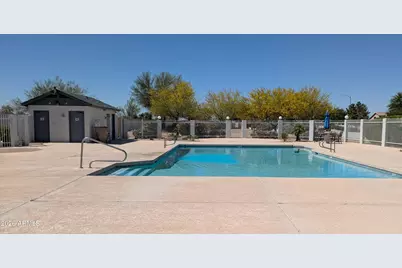 8521 W Mauna Loa Lane, Peoria, AZ 85381 - Photo 28