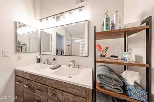 8521 W Mauna Loa Ln, Peoria, AZ 85381 - Photo 20