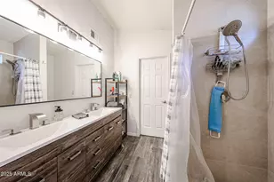 8521 W Mauna Loa Ln, Peoria, AZ 85381 - Photo 16