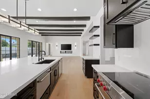 8355 E San Ramon Dr, Scottsdale, AZ 85258 - Photo 10