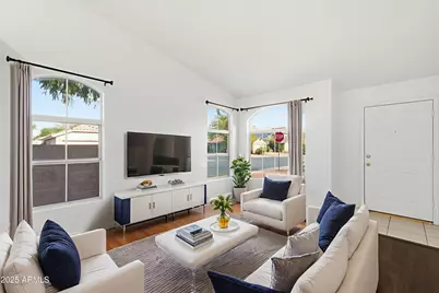 17136 N Woodrose Avenue, Surprise, AZ 85374 - Photo 2