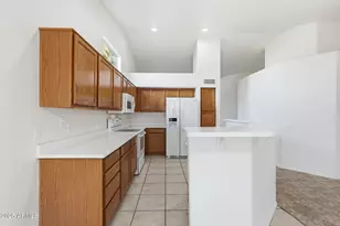 17136 N Woodrose Ave, Surprise, AZ 85374 - Photo 16