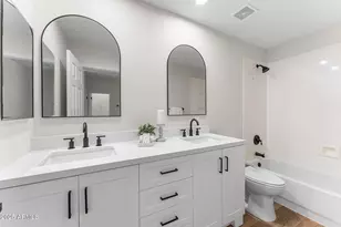 7266 E Del Acero Dr, Scottsdale, AZ 85258 - Photo 32