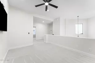 7266 E Del Acero Dr, Scottsdale, AZ 85258 - Photo 34