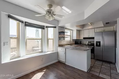 820 W University Drive #13, Tempe, AZ 85281 - Photo 8