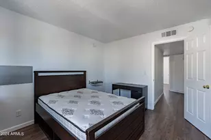 820 W University Dr, Tempe, AZ 85281 - Photo 16