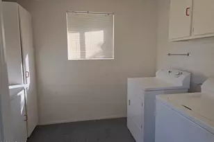 10856 W Abbott Ave, Sun City, AZ 85351 - Photo 6