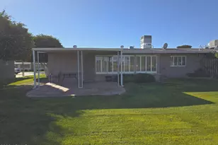 10856 W Abbott Ave, Sun City, AZ 85351 - Photo 12