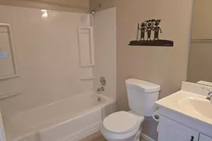 10856 W Abbott Ave, Sun City, AZ 85351 - Photo 16