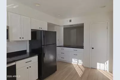 10856 W Abbott Avenue, Sun City, AZ 85351 - Photo 8