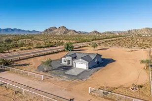 78 N Pettoshas Dr, Maricopa, AZ 85139 - Photo 8