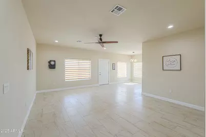 158 N Pettoshas Drive, Maricopa, AZ 85139 - Photo 10