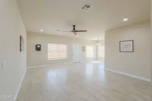 158 N Pettoshas Dr, Maricopa, AZ 85139 - Photo 10