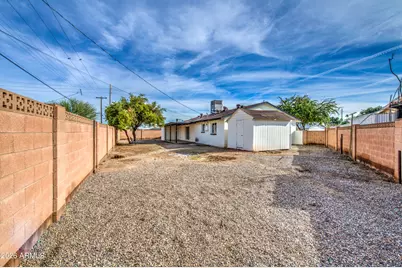 3714 W Solar Drive, Phoenix, AZ 85051 - Photo 38