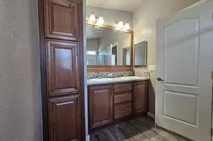 650 N Hawes Rd, Mesa, AZ 85207 - Photo 30