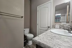 650 N Hawes Rd, Mesa, AZ 85207 - Photo 24