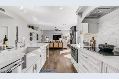 2731 E Capricorn Place, Chandler, AZ 85249 - Photo 18