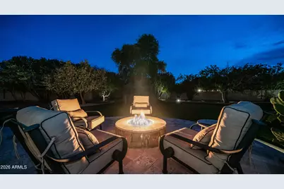 2731 E Capricorn Place, Chandler, AZ 85249 - Photo 8