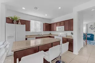 11849 N 147th Dr, Surprise, AZ 85379 - Photo 10