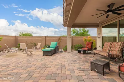 10945 W Pleasant Valley Court, Sun City, AZ 85351 - Photo 26