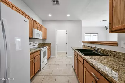 1949 E Saddle Drive, San Tan Valley, AZ 85143 - Photo 10