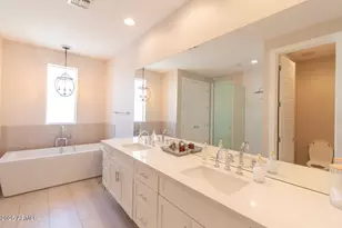 3845 E Earll Dr, Phoenix, AZ 85018 - Photo 22