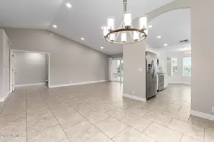 18940 N 83rd Ln, Peoria, AZ 85382 - Photo 12