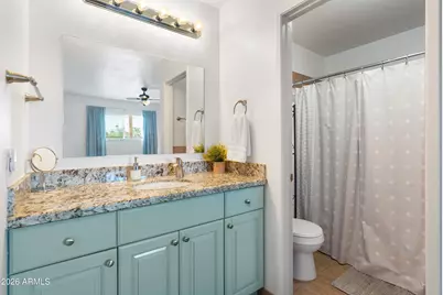 5525 E Thomas Road #G10, Phoenix, AZ 85018 - Photo 8