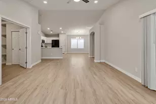 5811 S 16th Dr, Phoenix, AZ 85041 - Photo 8