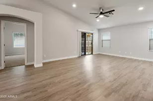 5811 S 16th Dr, Phoenix, AZ 85041 - Photo 12