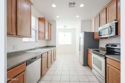 2030 N 78th Glen, Phoenix, AZ 85035 - Photo 6