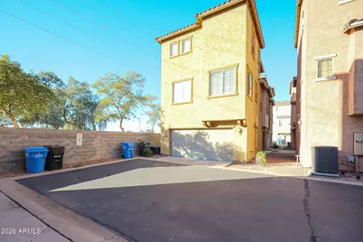 2030 N 78th Glen, Phoenix, AZ 85035 - Photo 4