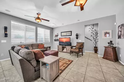 18362 W Marconi Avenue, Surprise, AZ 85388 - Photo 10