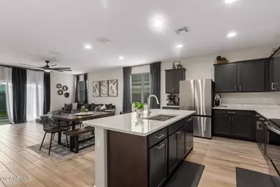 10329 W Gaby Road, Tolleson, AZ 85353 - Photo 6