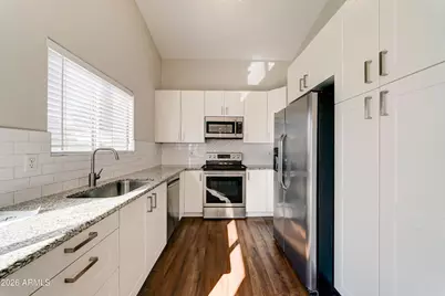 13589 W Ocotillo Lane, Surprise, AZ 85374 - Photo 10