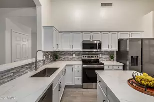 7459 W Abraham Ln, Glendale, AZ 85308 - Photo 10