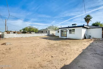 4724 W Monterosa Street, Phoenix, AZ 85031 - Photo 36